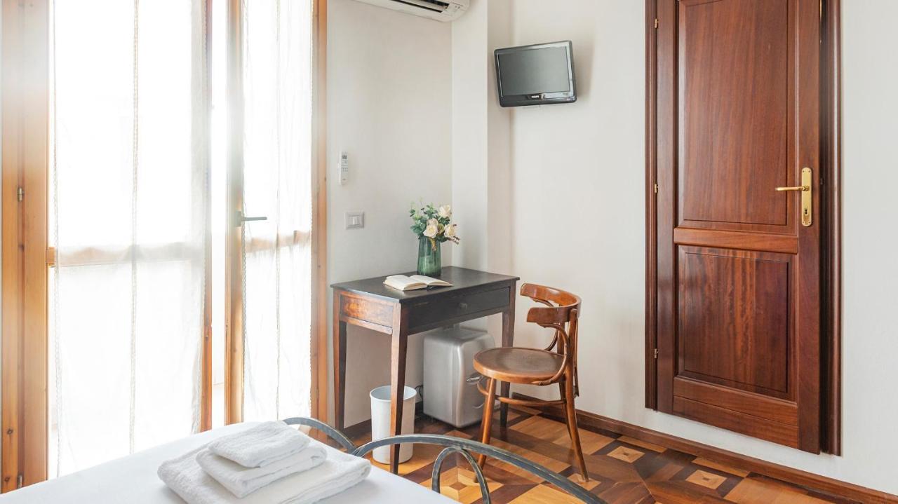 Welcomely - Bed And Dream Alghero Luaran gambar